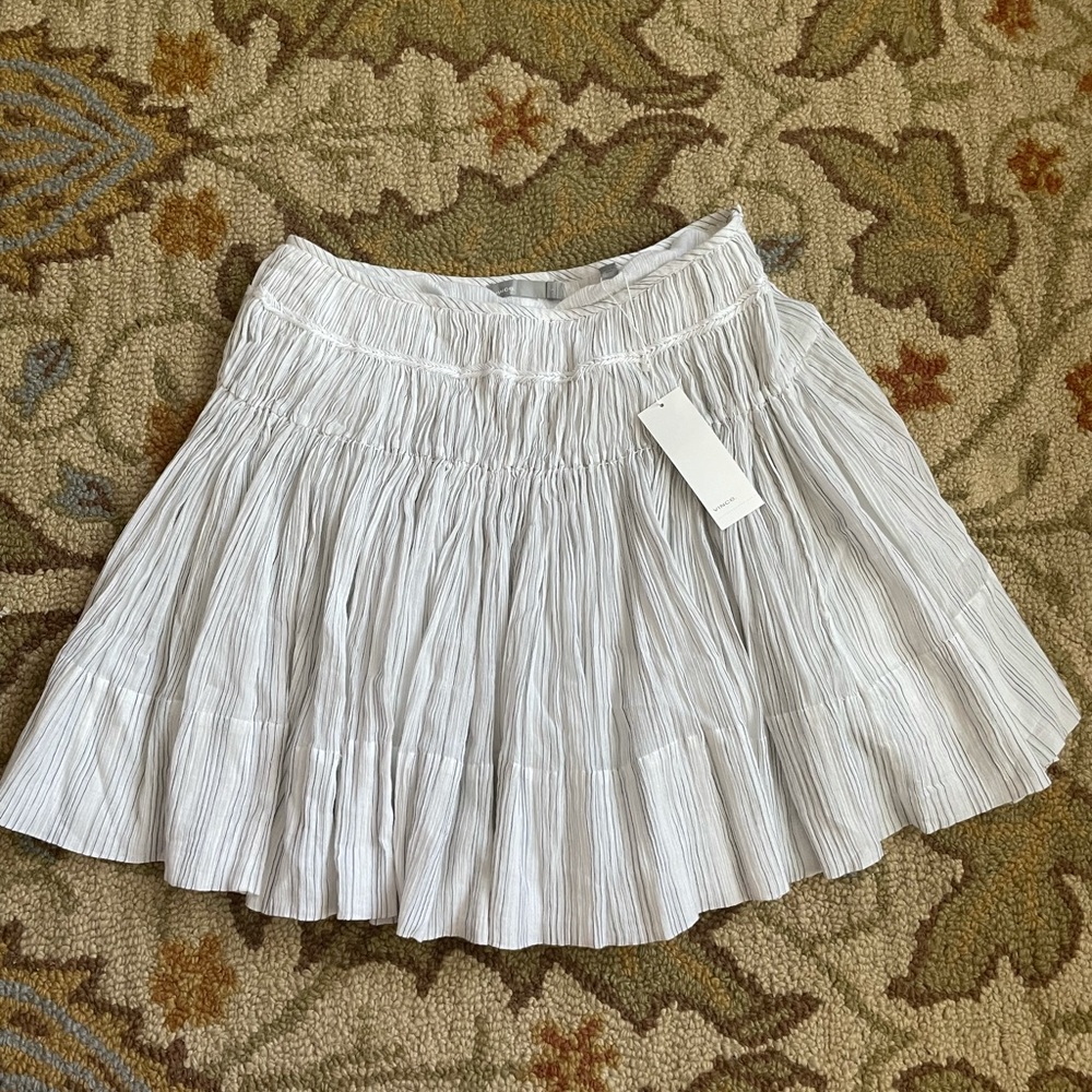 Vince summery skirt
